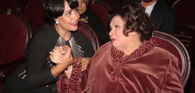 من هي أشهر ممثله عربيه لعبت دور الأم 1 من هي أشهر ممثله عربيه لعبت دور الأم