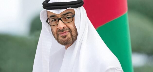كم عمر رئيس دولة الامارات
