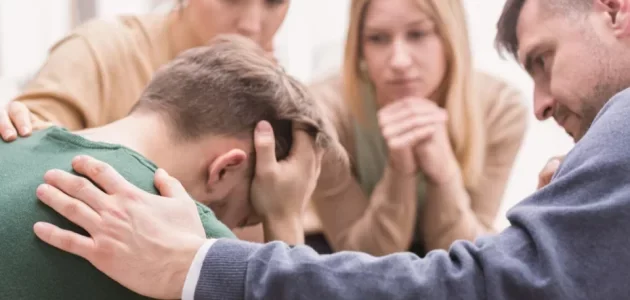 كيف نساعد الشخص المتعاطي - موقع خليجنا 1 كيف نساعد الشخص المتعاطي – موقع خليجنا