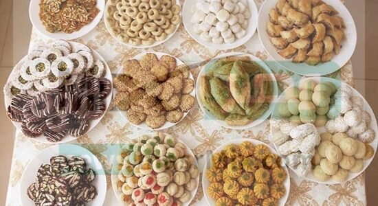 مخاطر الإفراط في تناول الحلويات في ايام العيد .. ونصائح الحصول علي نظام غذائي صحي متوازن