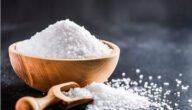 الاسم النظامي لملح الطعام ومم يتكون هذا الملح