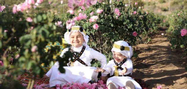 موعد موسم قطف الورد الطائف 1444 / 2023 1 موعد موسم قطف الورد الطائف 1444 / 2023