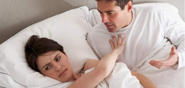 داعبت زوجتي في نهار رمضان ونزل مني هل فسد صومي