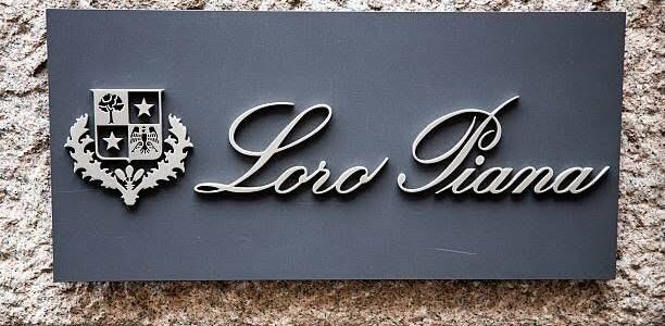 لورو بيانا الكويت للشراء اون لاين