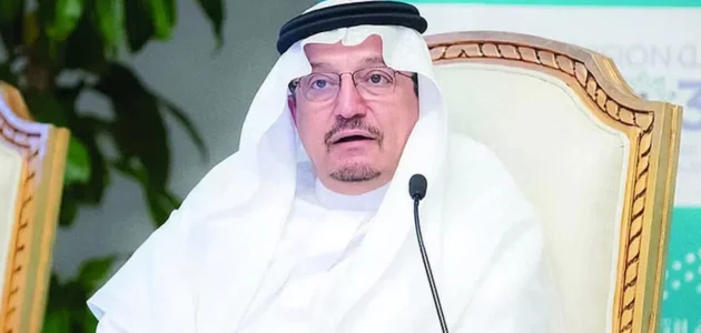 من هو حمد ال شيخ وزير التعليم السعودي