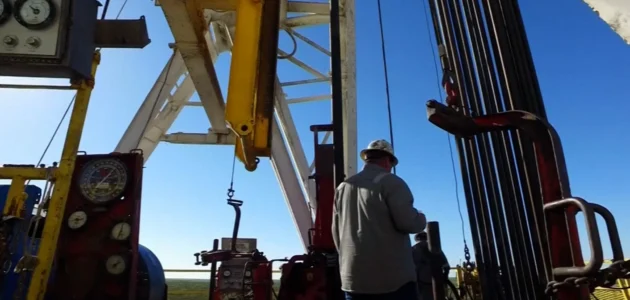 سبب تخفيض 6 دول عربية انتاج النفط حتى نهاية 2023