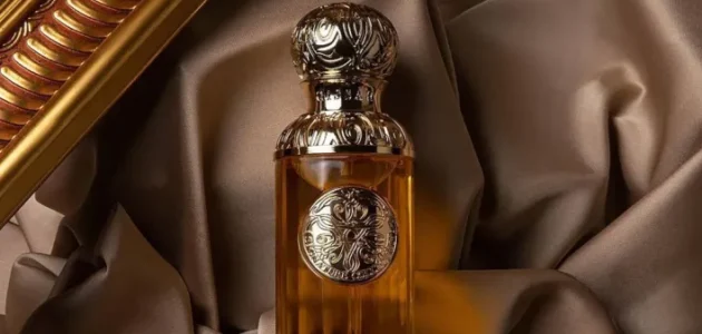 كم سعر عطر قصه الذهبي 2023 واين يباع