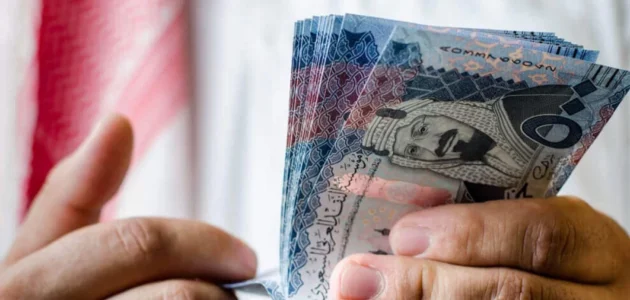 موعد صرف رواتب المتقاعدين لشهر نيسان 2023 العد التنازلي