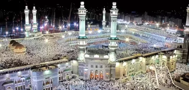 توقيت صلاة القيام في الحرم المكي 1444 / 2023