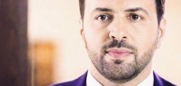ما هي ديانة تيم حسن