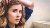 كم عمر عائشة بن أحمد