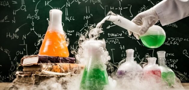 مزيج مكون من مادتين نقيتين أو أكثر مع احتفاظ كل مادة بخواصها الاصلية – خليجنا