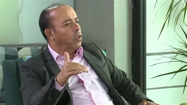 من هو بدر رجب ويكيبيديا