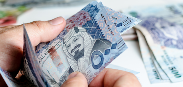 الموارد البشرية تكشف أسباب تعليق دفعات الضمان الاجتماعي المطور 1444