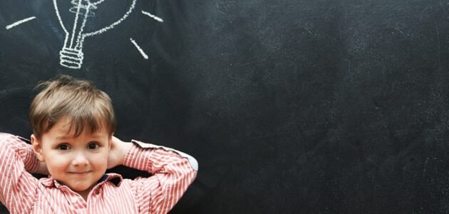 اعتبر جيلفورد ان الطفل الموهوب هو الذى تكون نسبة ذكاؤه