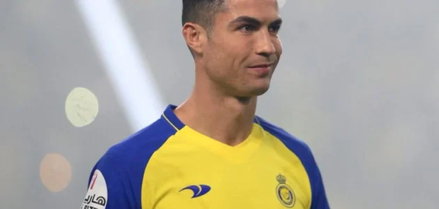 كم طول كريستيانو رونالدو نجم نادي النصر السعودي