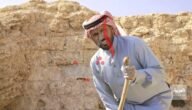 من هو مقدم برنامج على خطى العرب