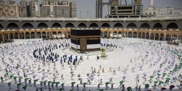متى يبدأ الحج ومتى ينتهي 2023 بالميلادي؟ متى يبدأ موسم الحج 1444؟