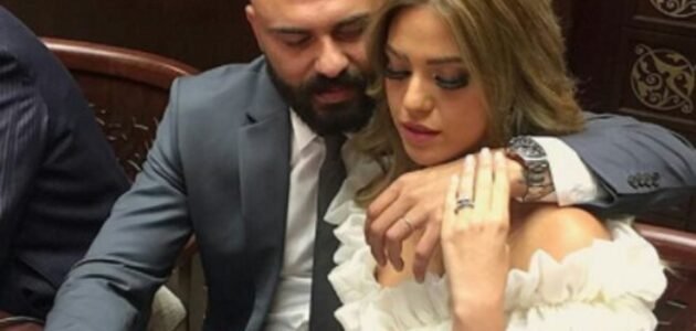 من هي زوجة أحمد صلاح حسني