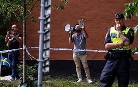 من هو سلوان موميكا ويكيبيديا – خليجنا