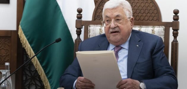 الرئيس عباس يقرر انتداب القاضي وائل لافي مستشاراً قانونياً له