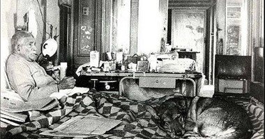 اعترافاته شهيرة من هو – خليجنا