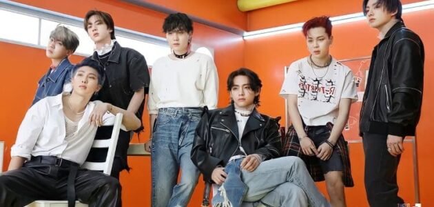 كم عدد معجبين bts في العالم 2023