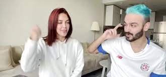 كم عمر شهد خطيبة شيرو
