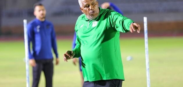 من هو ميمي عبد الرازق ويكيبيديا