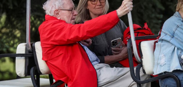 من هي زوجة وارن بافيت