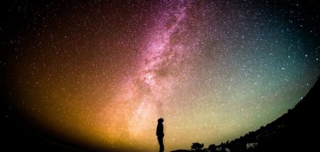 هل الدين والعلم يلتقيان ام يتعارضان