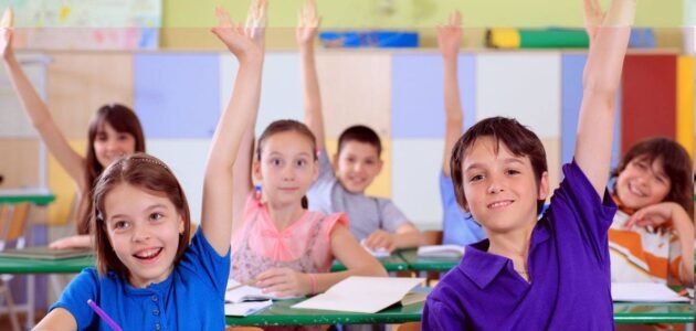 كم باقي على المدرسه الكويت