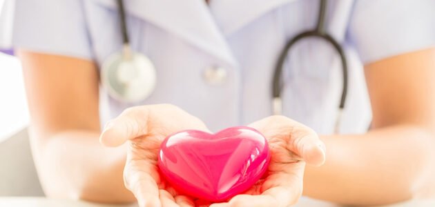 كم سعر شحمة الأذن بالريال السعودي