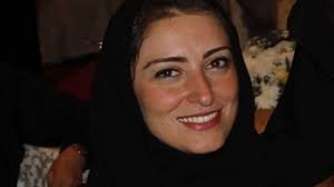 من هي منى سيراج ويكيبيديا