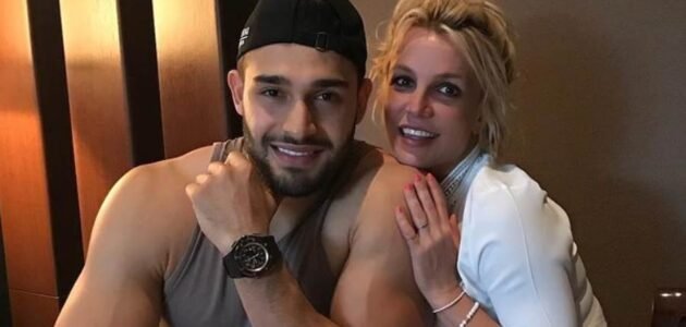 من هو سام أصغري ويكيبيديا السيرة الذاتية