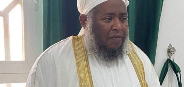 سبب اعتقال الشيخ مسعود المقبالي في سلطنة عمان.. السبب الحقيقي