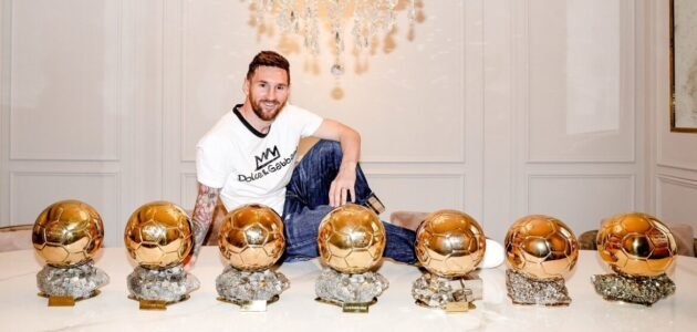 كم عدد المرات التي فاز بها اللاعب ليونيل ميسي بجائزة الكرة الذهبية؟
