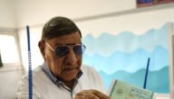 اشتهر بإثارة الجدل في مواقفه وأسلوبه.. وفاة الإعلامي المصري خليجنا فوزي | أخبار