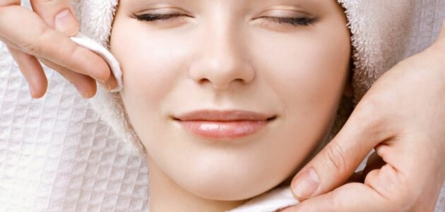 اقوي خلطة لتفتيح البشرة لتبييض الوجه والجسم من التصبغات