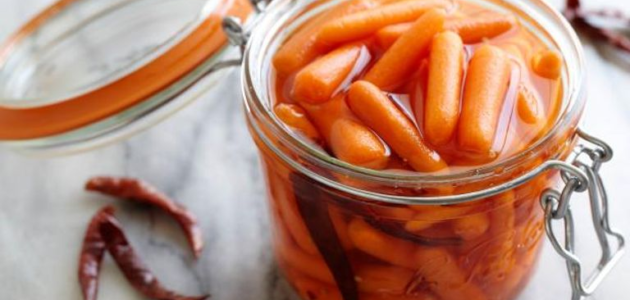 طريقة عمل مخلل الجزر المقرمش بطعم محلات الطرشي الشهيرة 1 طريقة عمل مخلل الجزر المقرمش بطعم محلات الطرشي الشهيرة