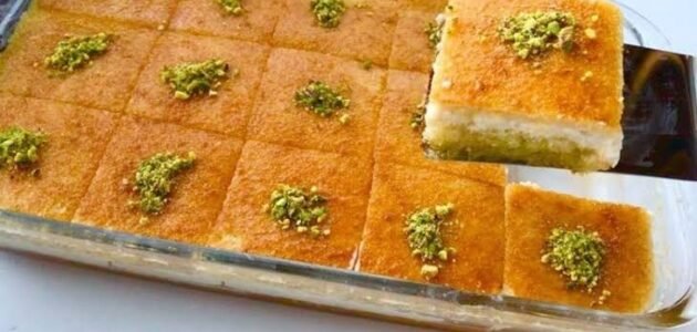 تعرف على أسرار تحضير البسبوسة بالقشطة حلوى شهية تستحق التجربة