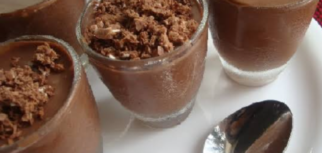 طريقة عمل مهلبية السميد الكريمي الشهية 1 طريقة عمل مهلبية السميد الكريمي الشهية