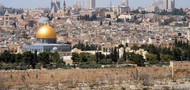 أي من المدن التالية بها أعلى المعالم التاريخية