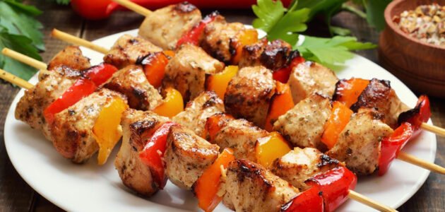 اسهل واسرع طريقة لعمل شيش الطاووق اللذيذ