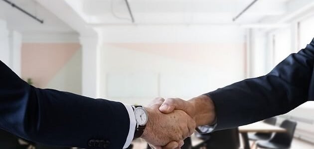 كيف اجيب على سؤال ما هي القيمة التي تضيفها للشركة في مقابلة العمل