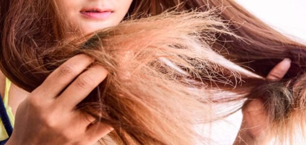 طريقة العناية بالشعر وما هي عدد مرات غسل الشعر حسب نوعه