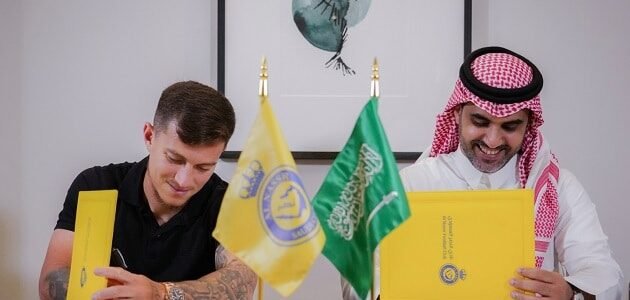 من هو اوتافيو لاعب النصر الجديد