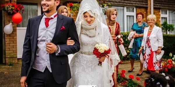 كلمات الى صديقتي العروس مؤثرة جداً