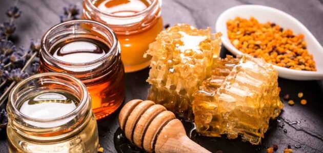 مقشر طبيعي للقدمين يزيل الجلد الميت من سنين ويعيدها ناعمة كالحرير