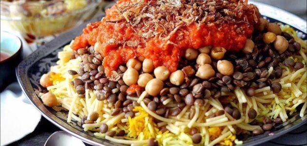 الأبيض سر القرمشة.. طريقة عمل الكشري المصري مثل المطاعم خطوة بخطوة 1 الأبيض سر القرمشة.. طريقة عمل الكشري المصري مثل المطاعم خطوة بخطوة